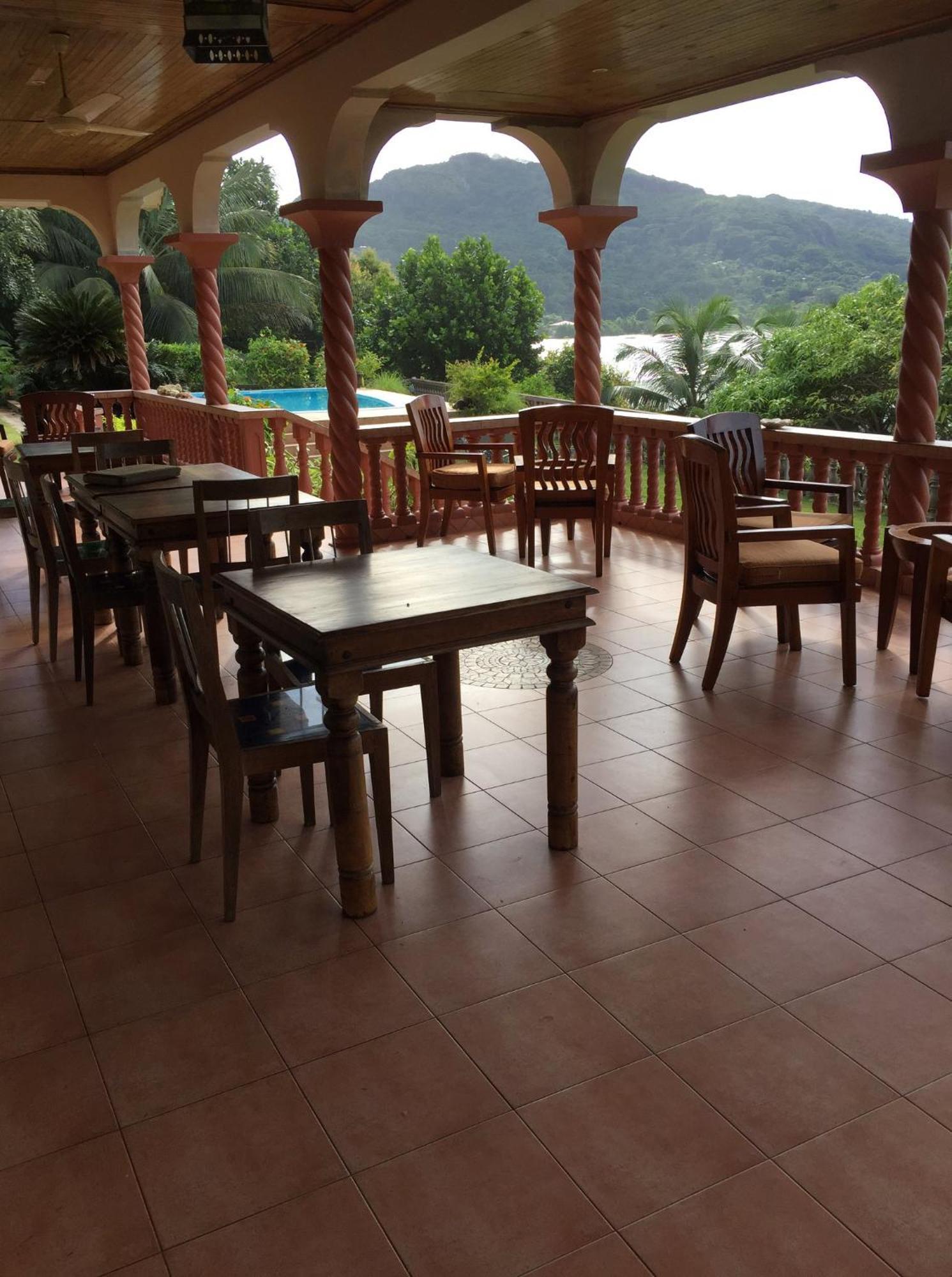 Bayview Villa -Sea Side Villa Анс-Буало Экстерьер фото